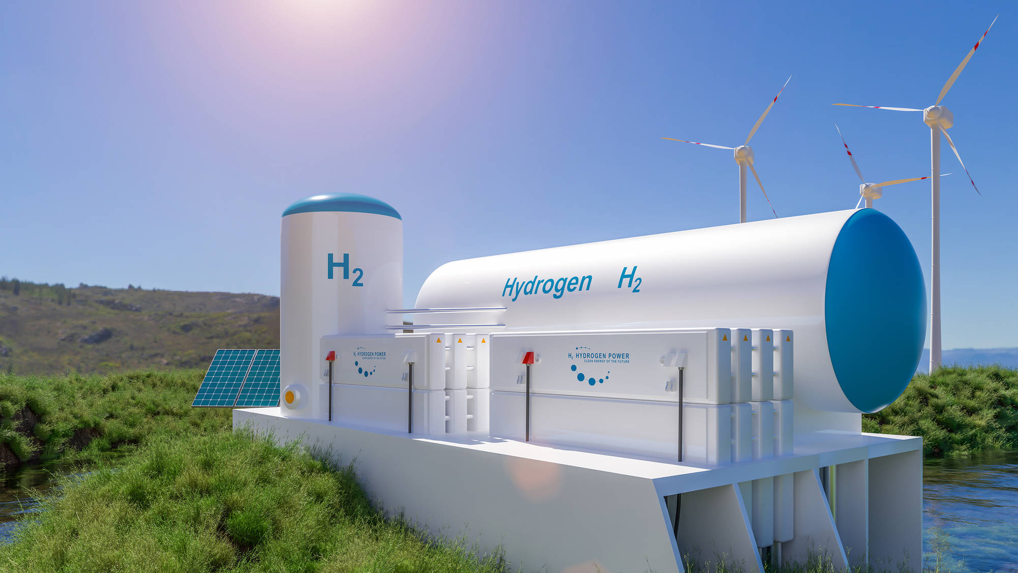 Une station de production d'hydrogène vert : proche de l'eau et fonctionnant grâce à des énergies renouvelables, ici solaires et éoliennes. 